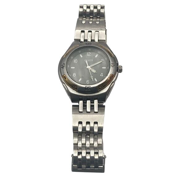 VTG Guess Mens Womens Watch 41mm - New Battery - Wrist 6.25-6.5 - Picture 3 of 10